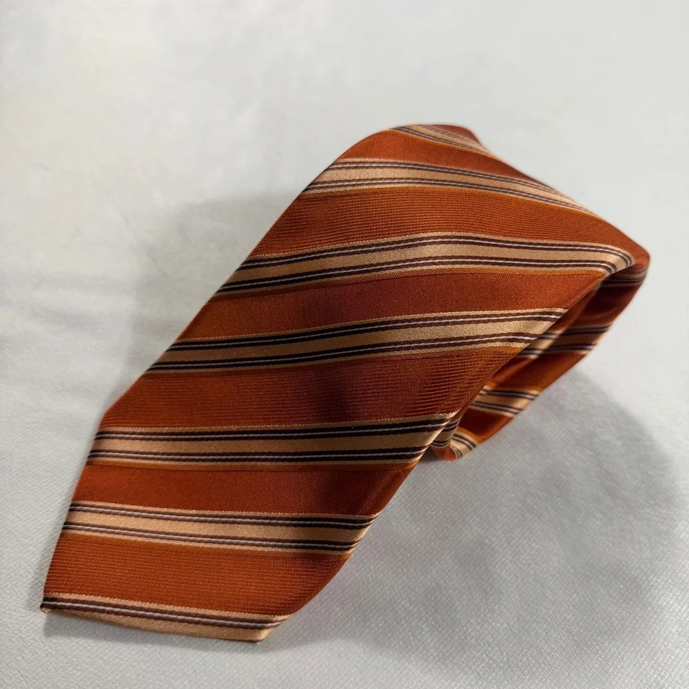 BOSS Hugo Boss 100% Silk Necktie Brown Orange Tan Designer Striped Made in Italy